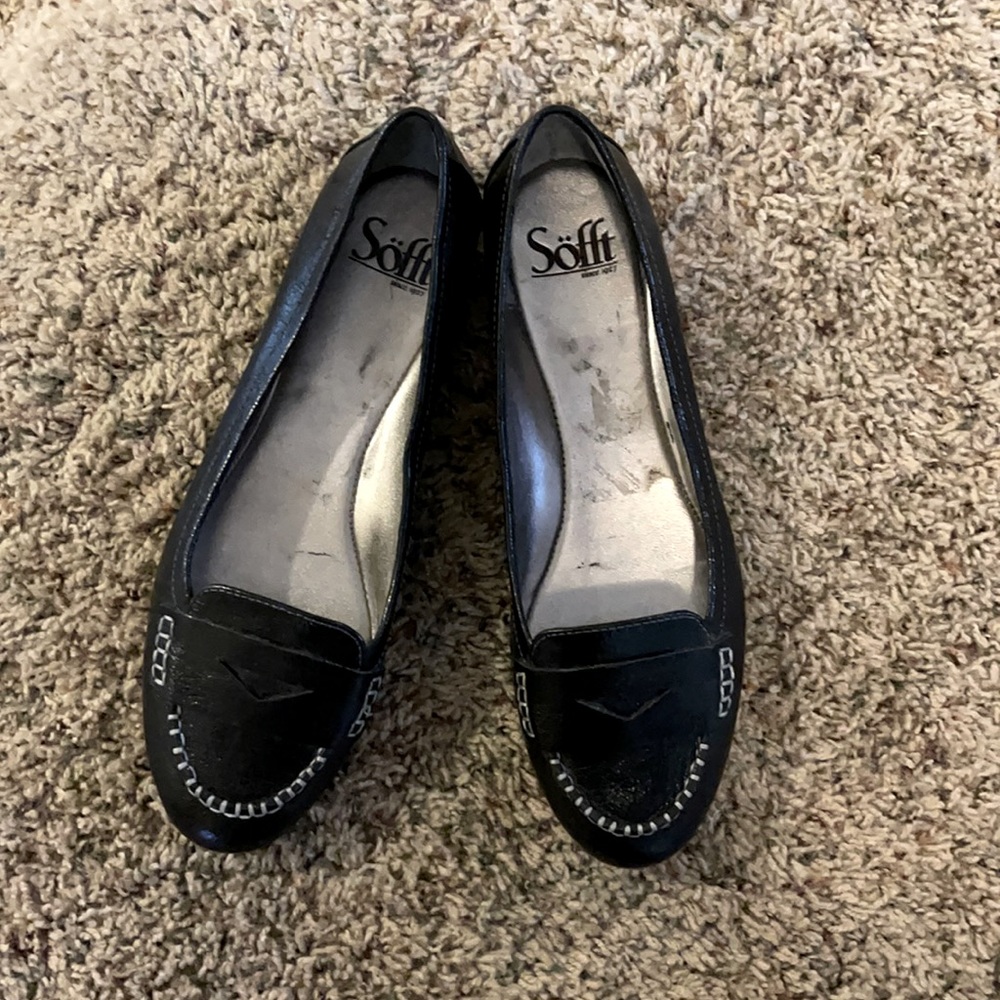 Black flats